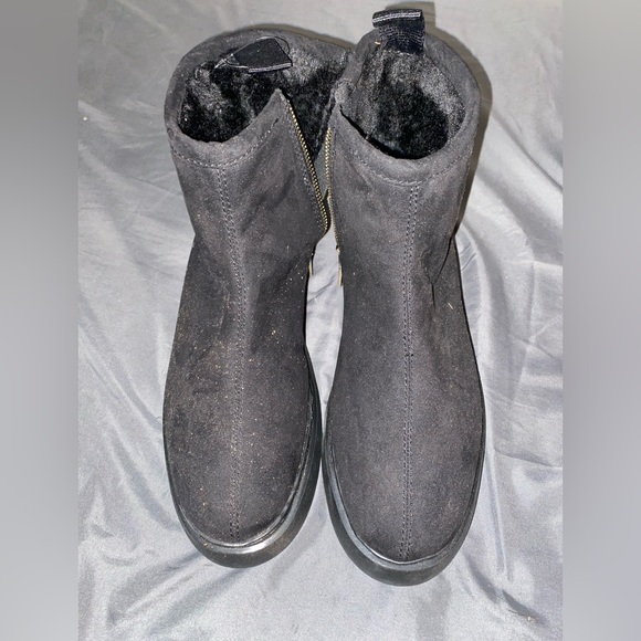 NWOT - Woman’s H&M Warm Ankle Boots with side Zipper (Size: Woman 10.0) - Picture 2 of 14